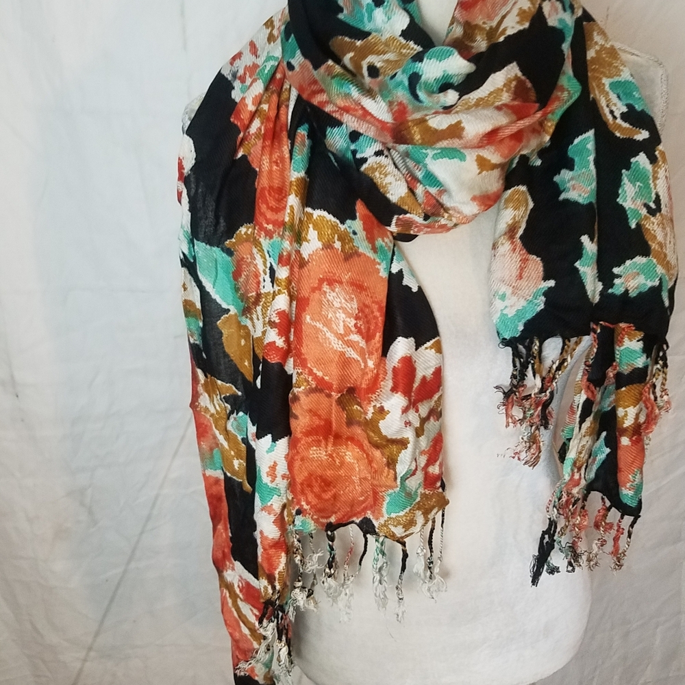 Floral Patterned Scarf - Picture 2 of 9